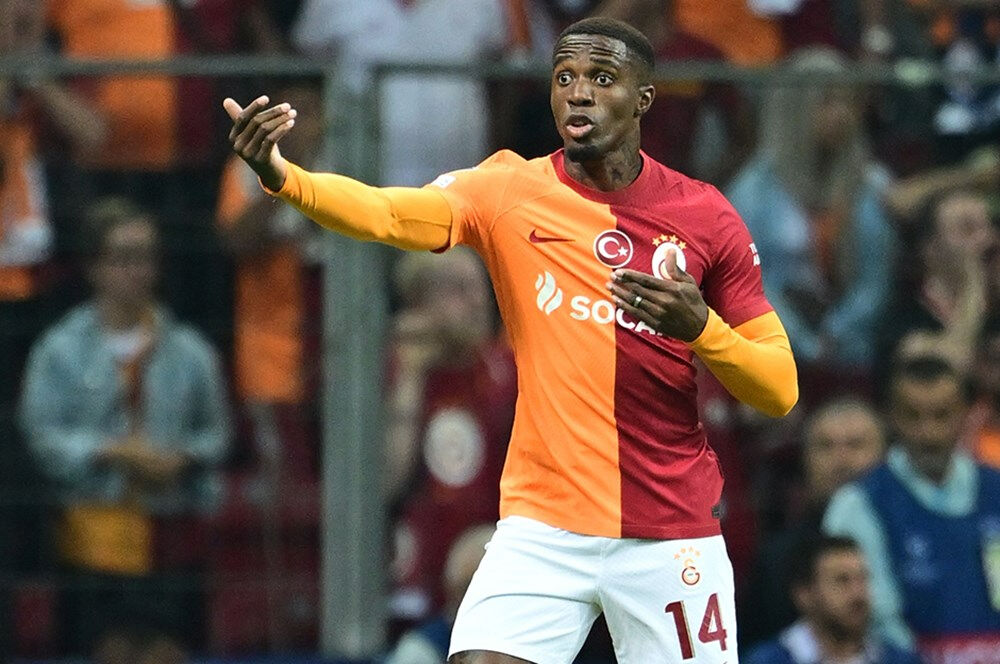 Galatasaray, Wilfried Zaha'yı Fransız ekibi Lyon'a kiraladı - 2. Resim