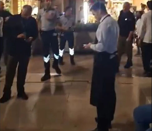 İstanbul'da Galataport AVM'de silahlı saldırı! Müşteriler panikle kaçıştı - 2. Resim