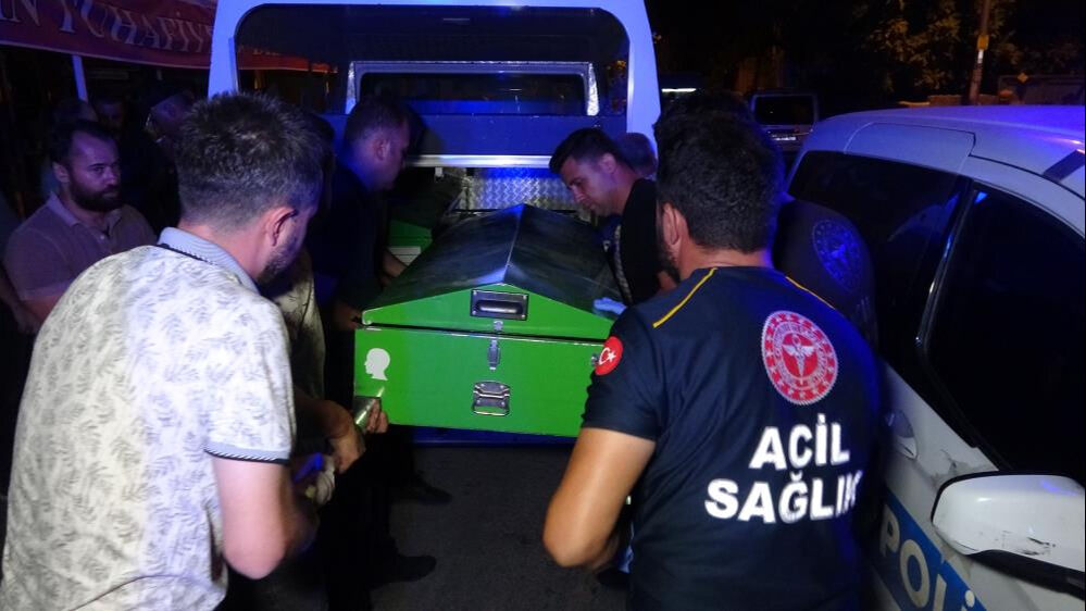 Adıyaman'da dehşet evi! Cinnet getiren şahıs 3 çocuk annesi Merve Daşcan'ı öldürüp... - 3. Resim