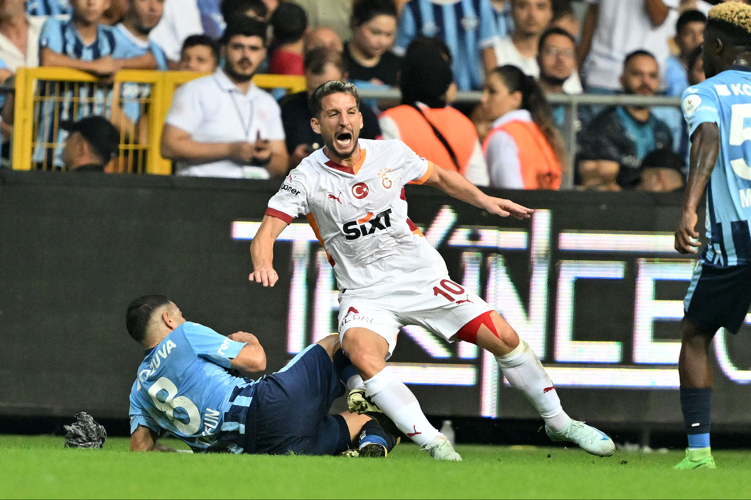 Aslan’a ilaç gibi! Devler ligi yaralı G.Saray büyük moral depoladı - 1. Resim