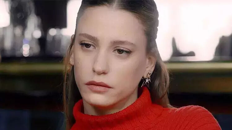 Serenay Sarıkaya aileye girdi - 2. Resim