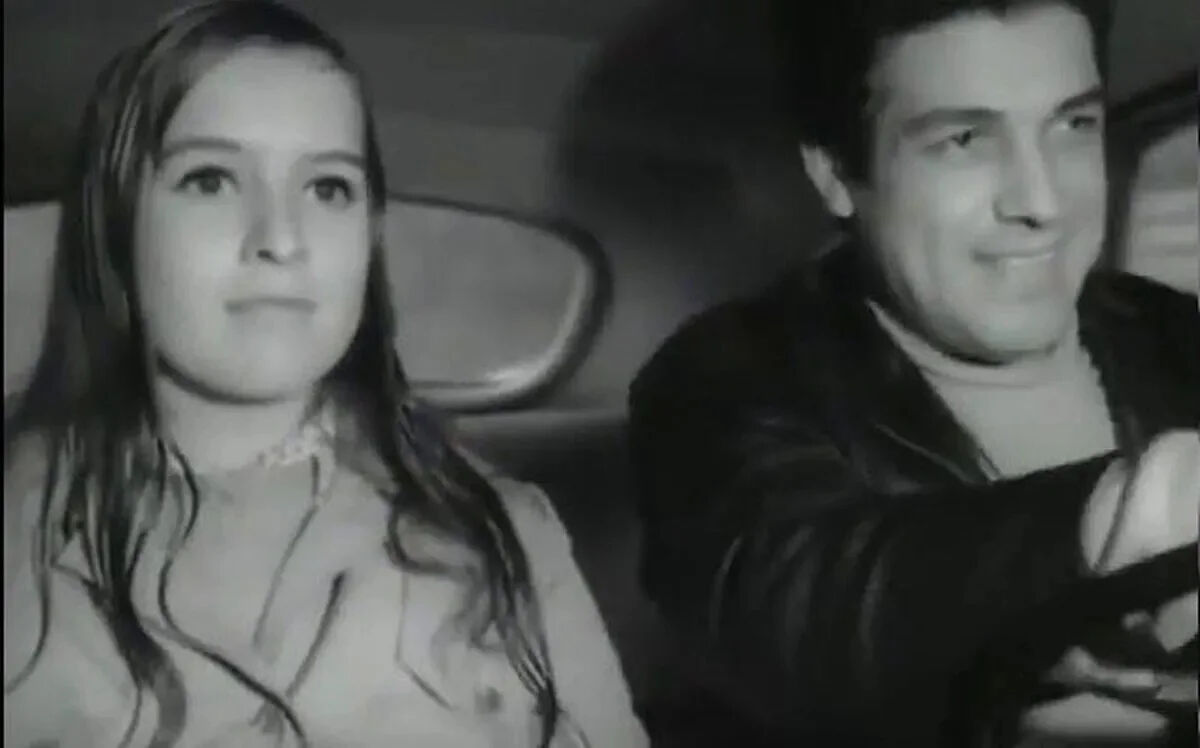 Yeşilçam'ın efsanesi Hülya Koçyiğit'in kardeşi de ünlü çıktı! - 2. Resim