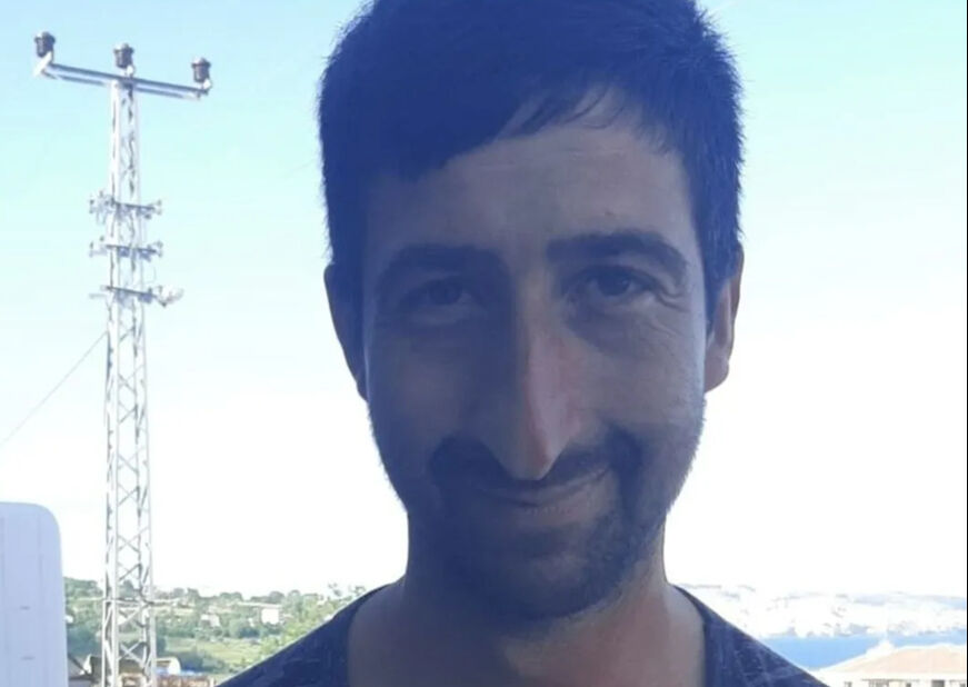 Baykal Demir, şeytani planla zihinsel engelli Erdoğan Musluoğlu'nun maaş hesabını boşalttı Baykal Demir, şeytani planla zihinsel engelli Erdoğan Musluoğlu'nun maaş hesabını boşalttı - 1. Resim