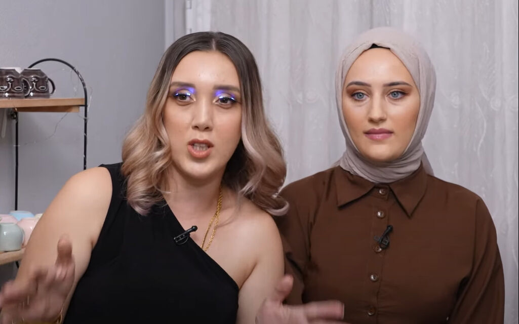 Gelin Evi programında ilginç anlar! Yarışmacının taktığı LED kirpikleri görenler şoke oldu Gelin Evi programında ilginç anlar! Yarışmacının taktığı LED kirpikleri görenler şoke oldu - 3. Resim