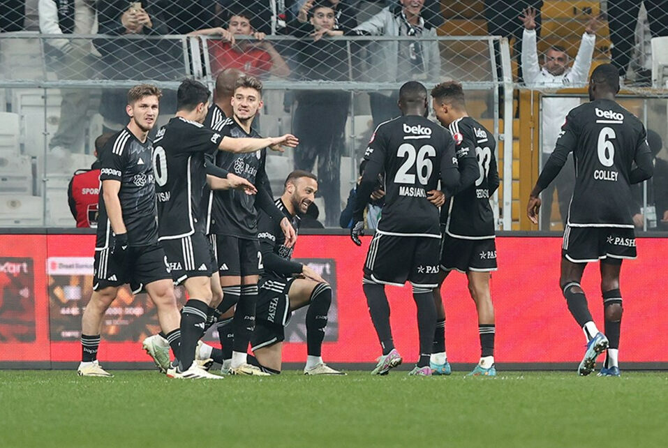 G.Saray, F.Bahçe ve Beşiktaş'ın yer aldığı Avrupa Ligi'nde sıralamayı tahmin ettiler! İlk 5'te tek Türk takımı var - 13. Resim