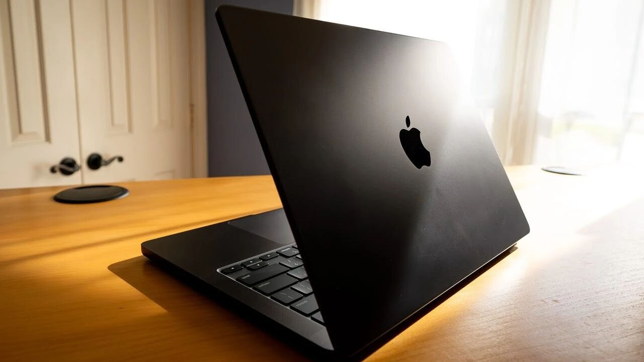 M4 işlemcili MacBook'lar için tarih verildi! Yeni laptoplar ne zaman çıkacak? M4 işlemcili MacBook'lar için tarih verildi! Yeni laptoplar ne zaman çıkacak? - 1. Resim