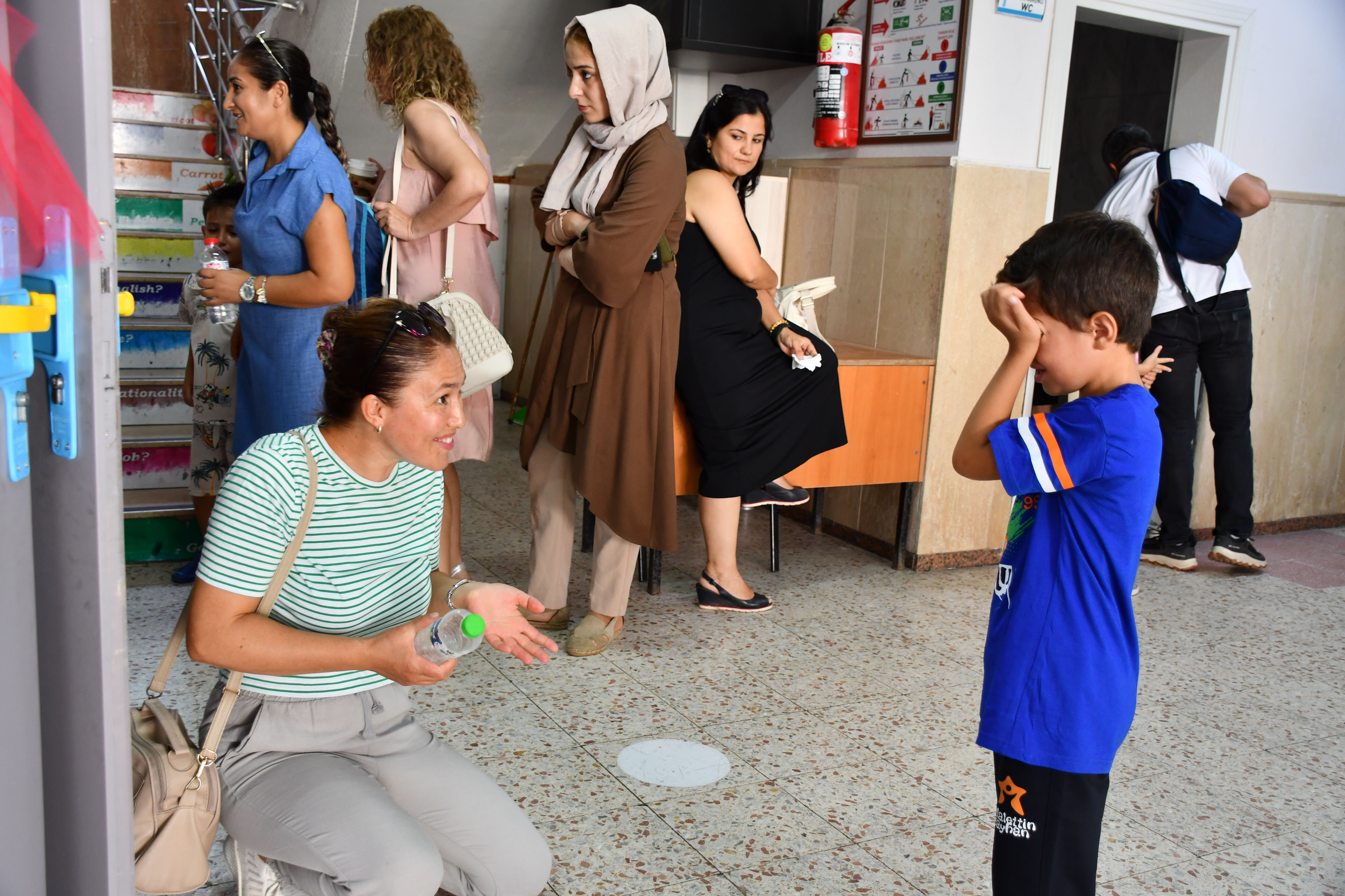 Okullarda ilk zil "uyum" için çaldı: Aileler ikna için uğraşıyor - 2. Resim