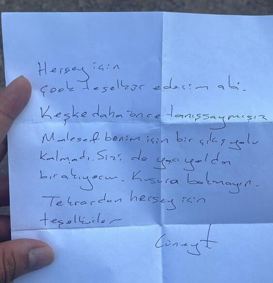 Arkasında not bırakıp intihar etti! Cenazesiyle ilgili dikkat çeken detay... - 1. Resim