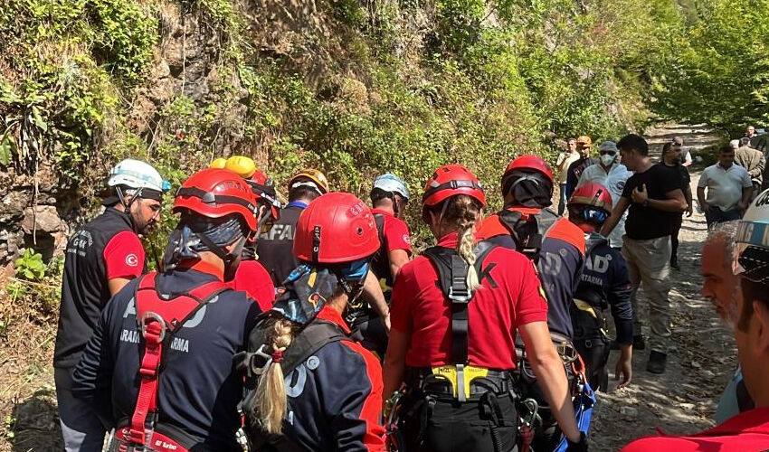 Arkasında not bırakıp intihar etti! Cenazesiyle ilgili dikkat çeken detay... - 4. Resim