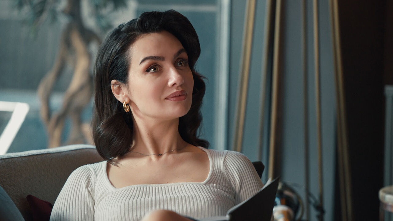 Birce Akalay annesiyle fotoğrafını paylaştı, görenler “Resmen ikizini doğurmuş” yorumunu yaptı Birce Akalay annesiyle fotoğrafını paylaştı, görenler “Resmen ikizini doğurmuş” yorumunu yaptı - 1. Resim