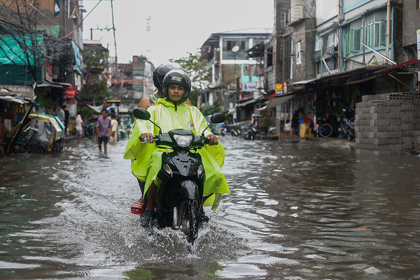 Filipinler'i sel vurdu! 14 kişi hayatını kaybetti - 1. Resim