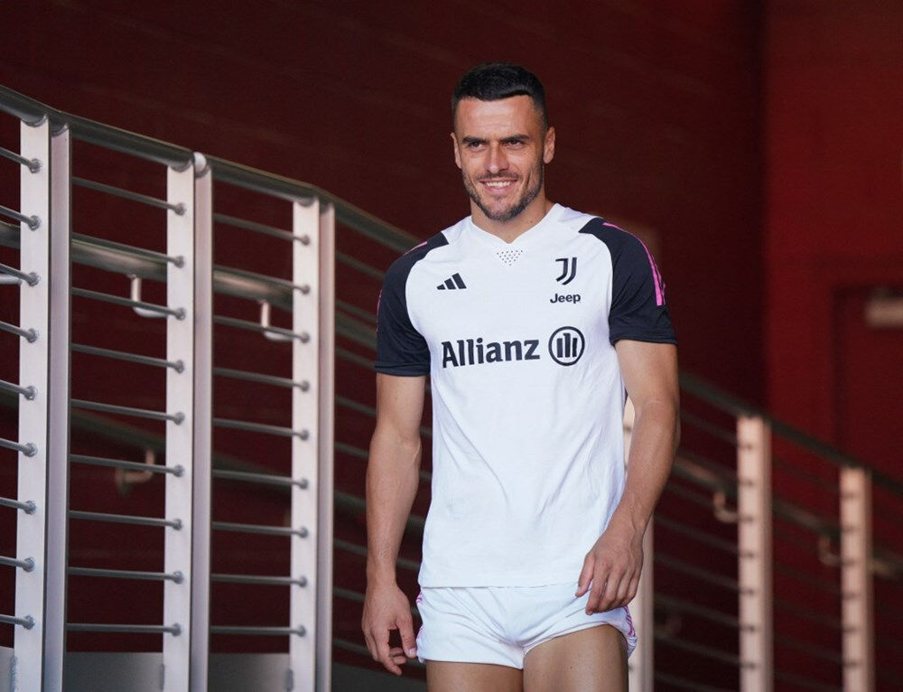 Galatasaray, Victor Osimhen'den sonra şimdi de Filip Kostic'in peşinde! - 3. Resim