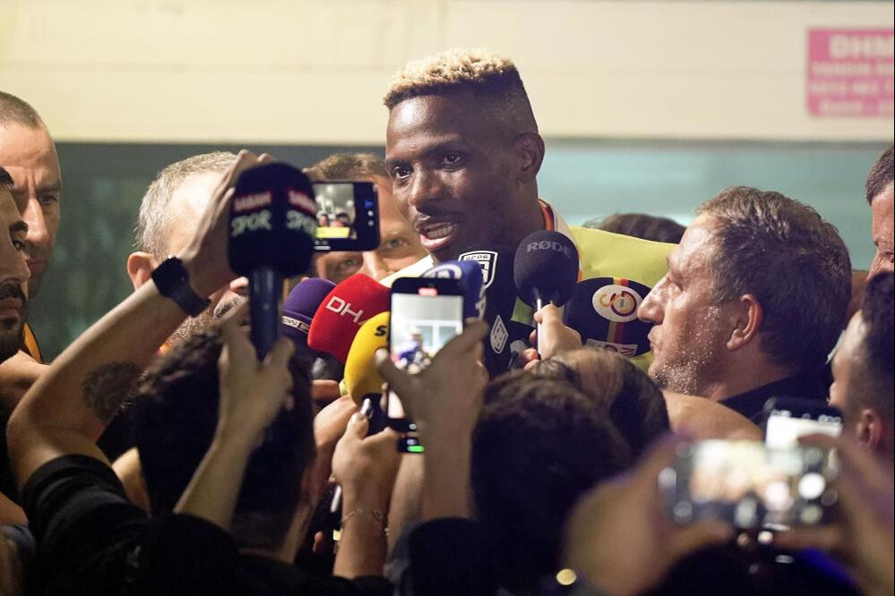 Galatasaray'ın son transferi Victor Osimhen İstanbul'a ayak bastı - 2. Resim