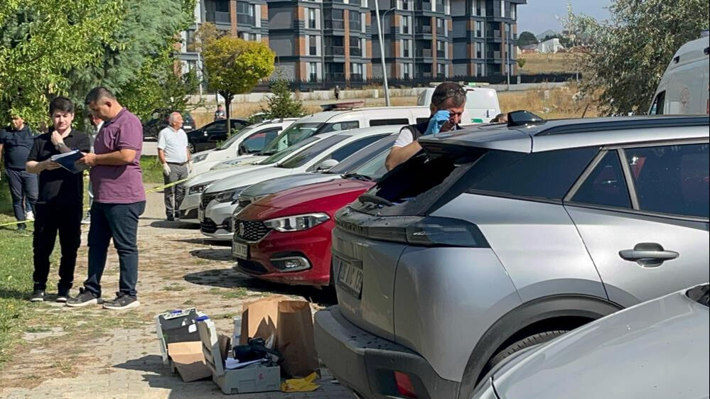 Hemşire Tuğba Koç'un sır ölümü!  Evlilik yıl dönümünde boğazı kesilmiş halde bulundu Hemşire Tuğba Koç'un sır ölümü!  Evlilik yıl dönümünde boğazı kesilmiş halde bulundu - 2. Resim