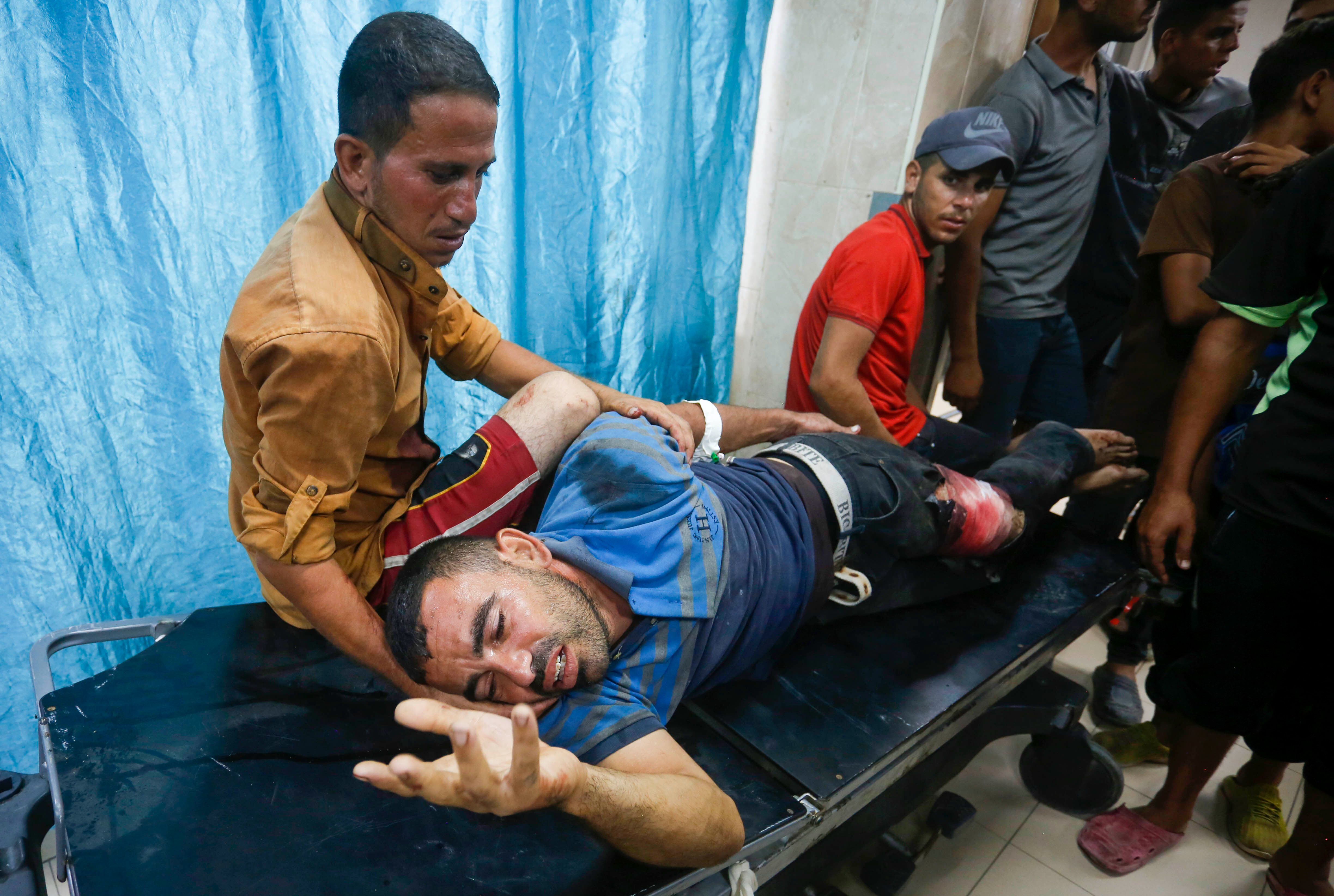 Sivillerin sığındı üniversite bombalandı! Dehşet veren görüntüler, çok sayıda ölü ve yaralı var - 4. Resim