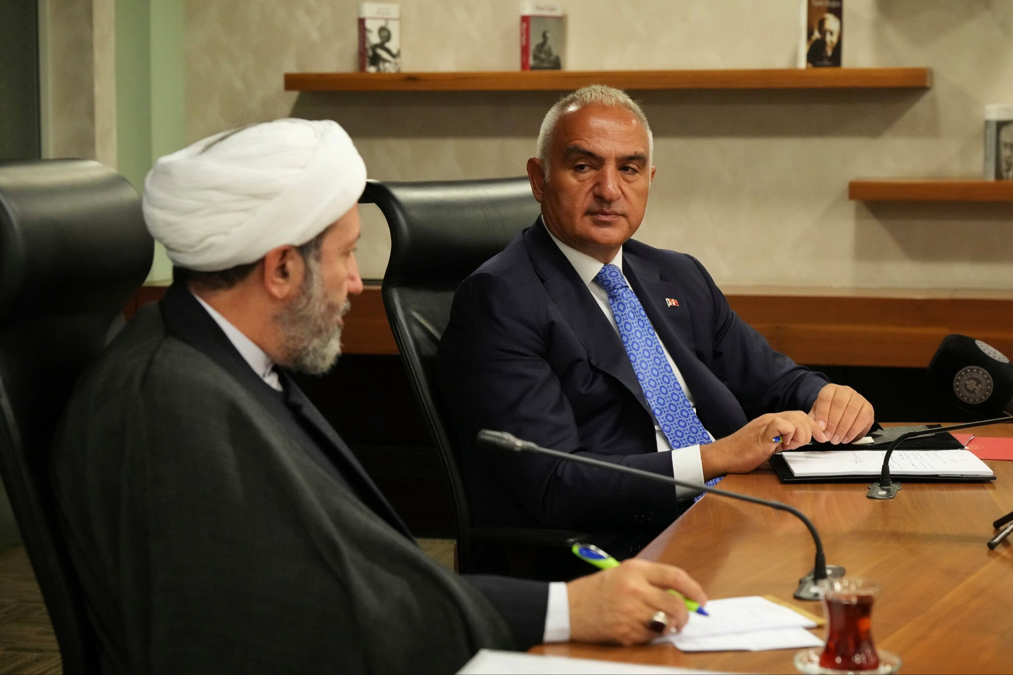 Bakan Ersoy İran Kültür ve İslami İletişim Bakanı İmanipur ile görüştü - 1. Resim