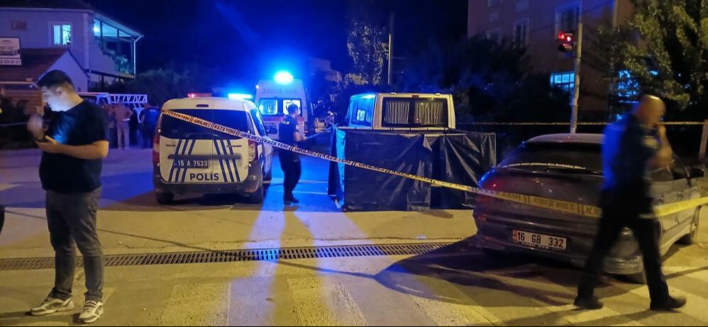 Burdur'da korkunç infaz! İş adamı ve oğlu kurşuna dizildi - 1. Resim