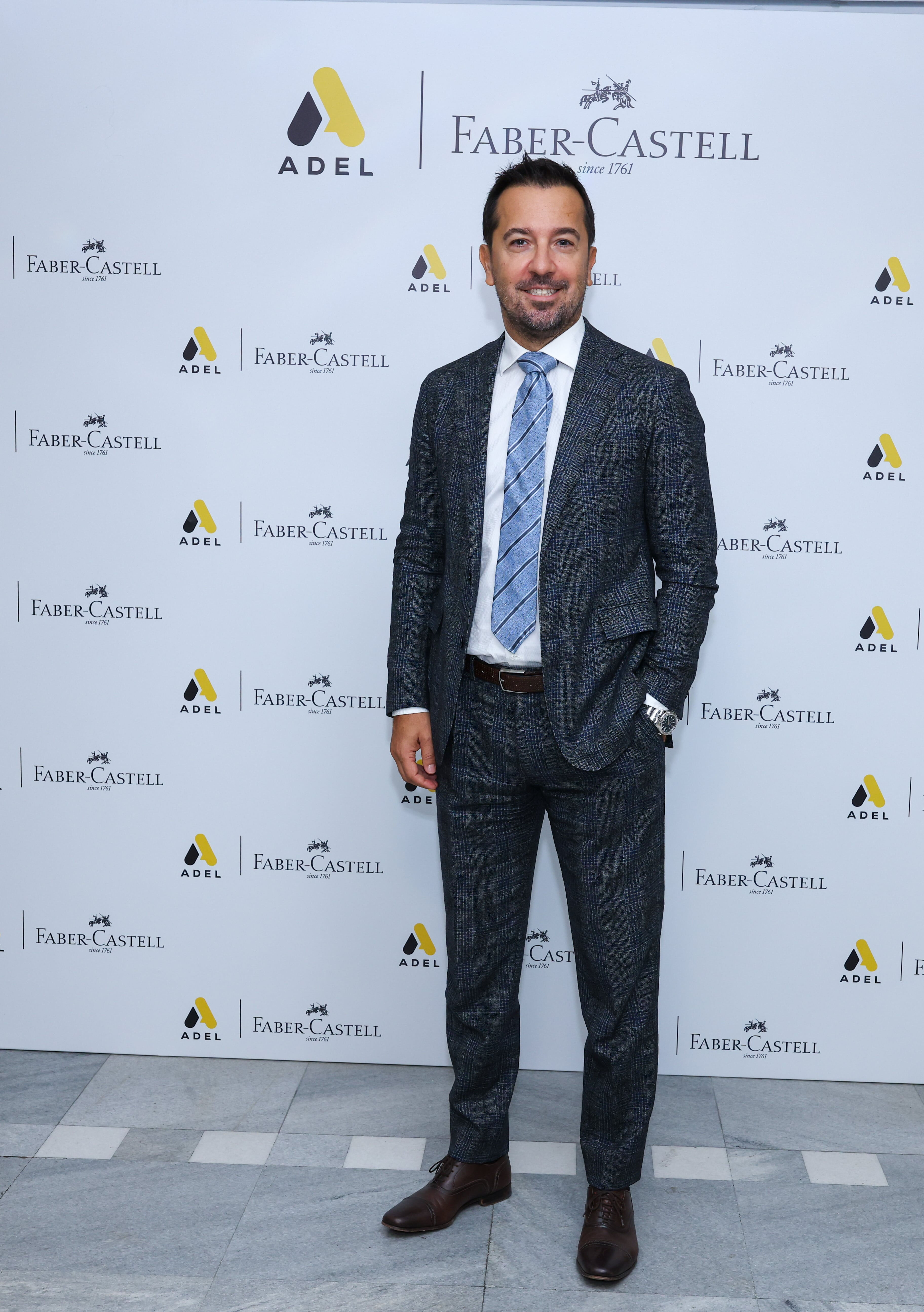 Çantadan 2,5 milyarlık sahte kırtasiye çıktı! Gümrükler dehşetin boyutunu gözler önüne seriyor - 1. Resim