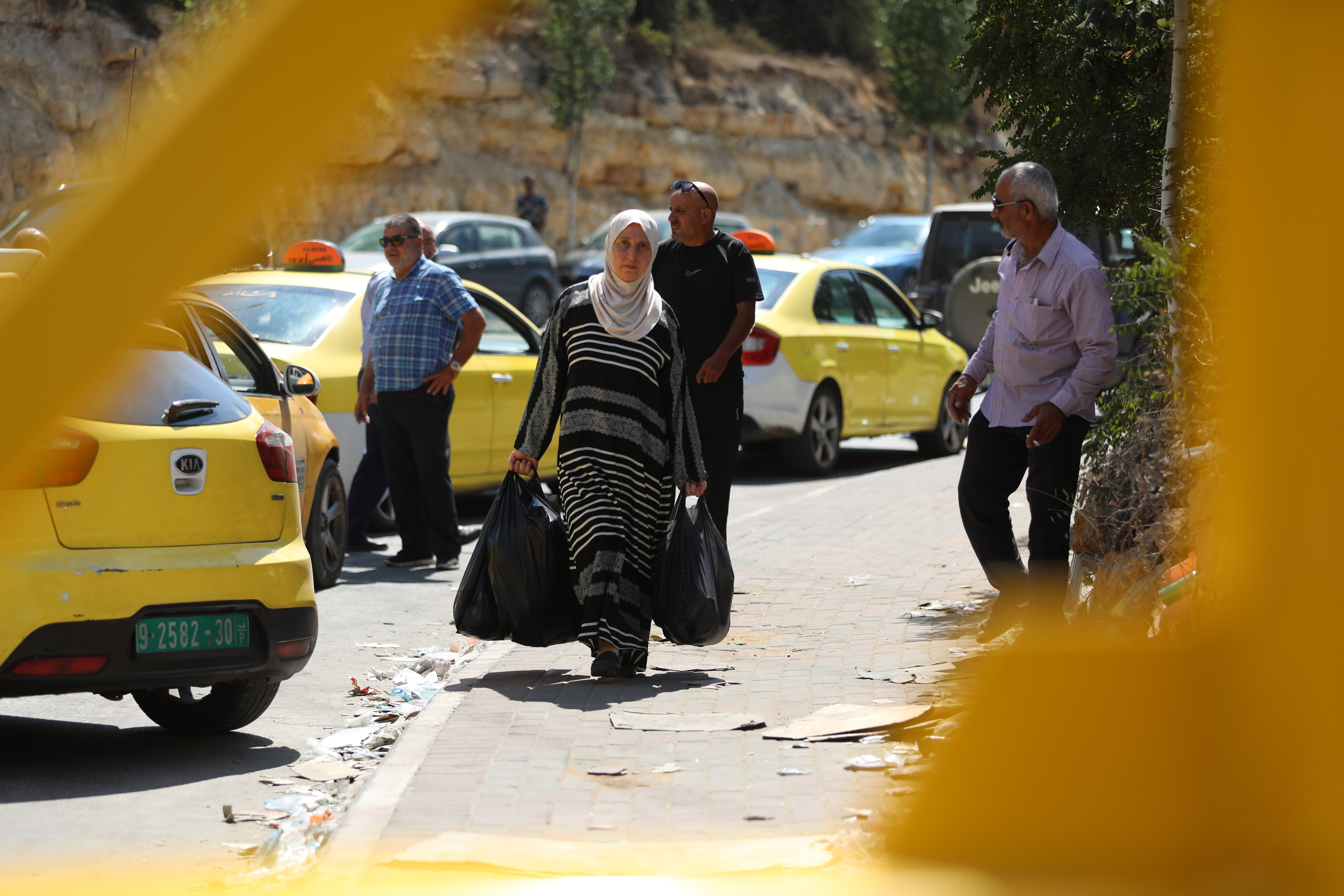 El Halil 4 gündür İsrail ablukasında: Sokakta yürüyenleri bile vuruyorlar - 1. Resim