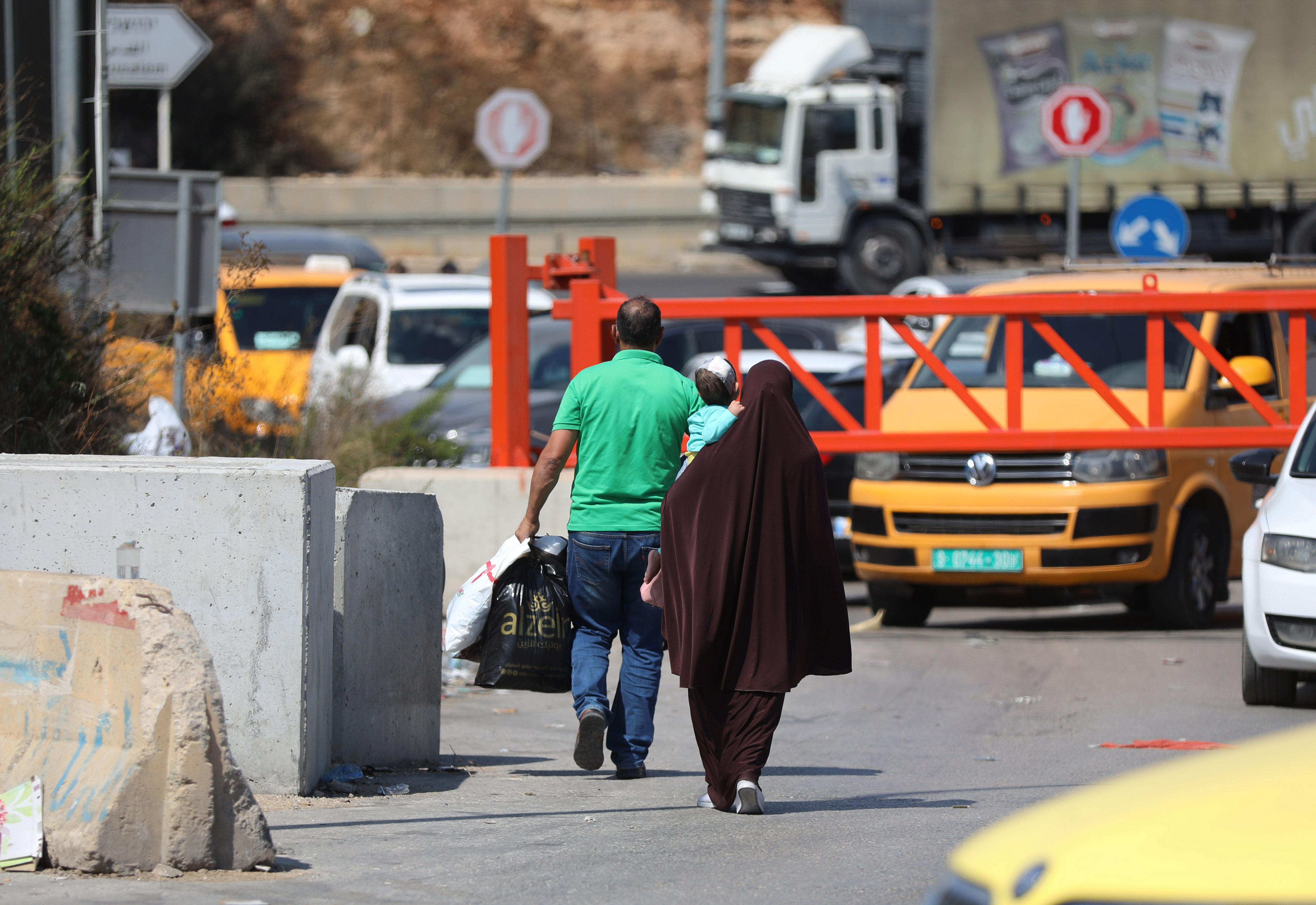 El Halil 4 gündür İsrail ablukasında: Sokakta yürüyenleri bile vuruyorlar - 3. Resim