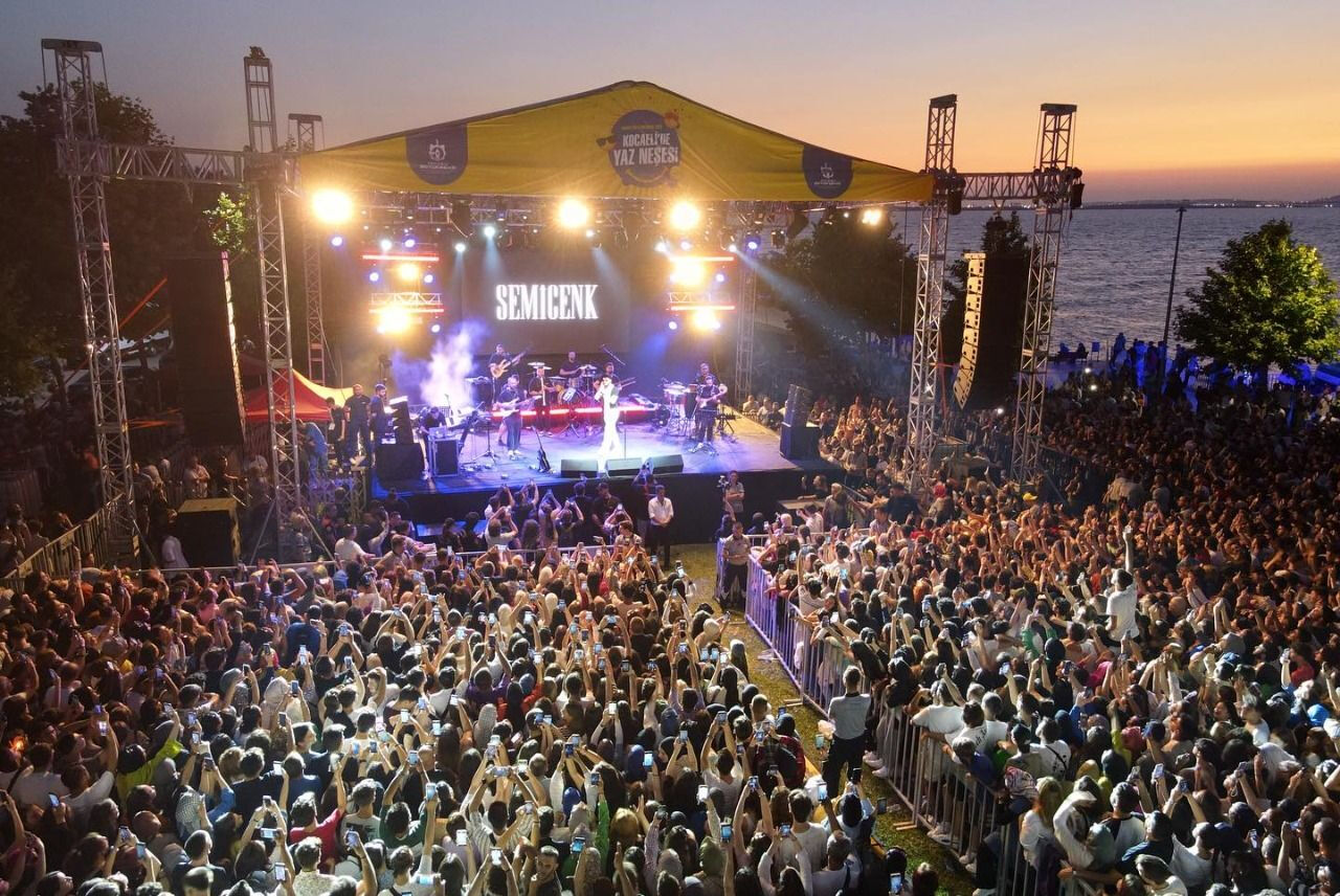 Semicenk Harbiye Açıkhava konser biletleri 7 Eylül saat 14.00'da satışa çıkacak - 3. Resim
