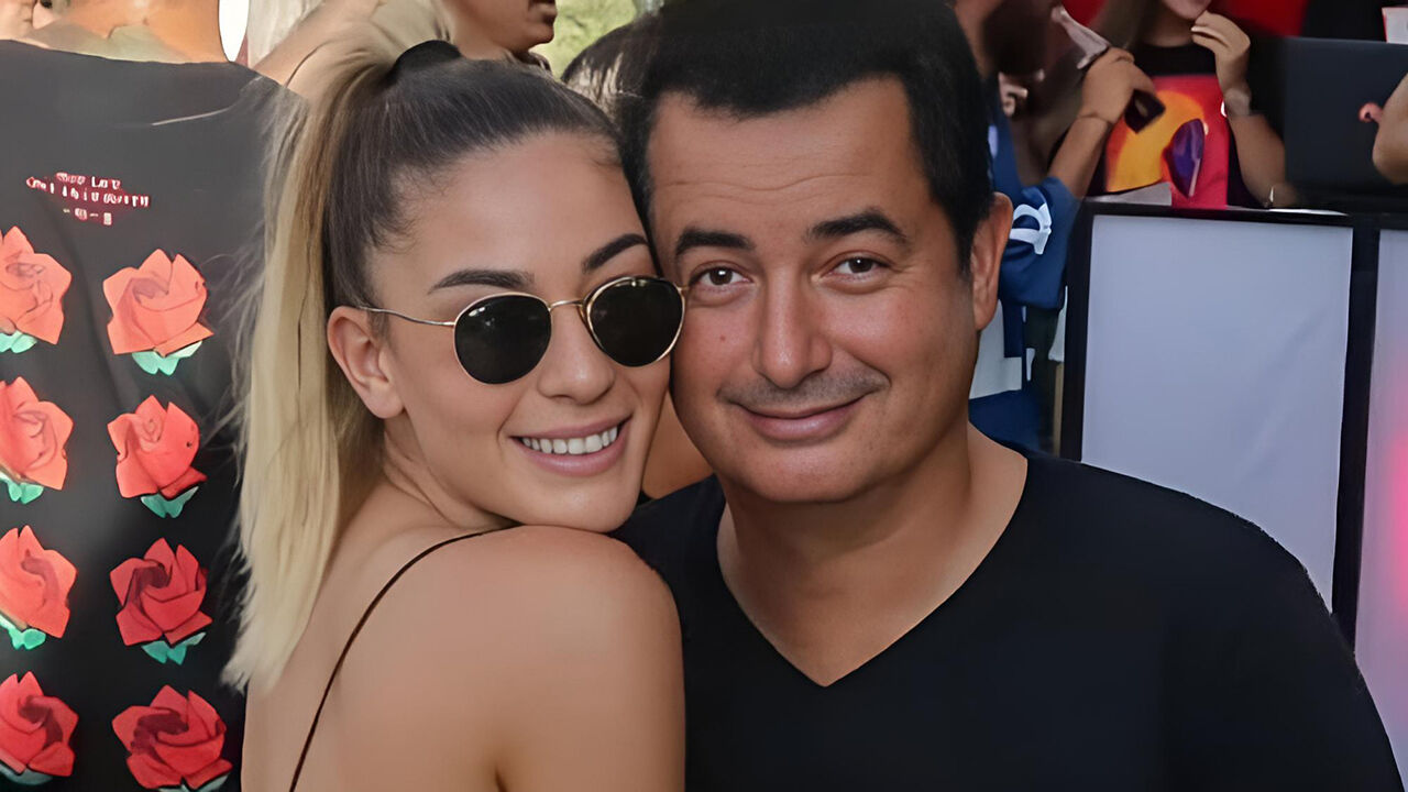 Yılın düğünü bu akşam: Acun Ilıcalı ile nikah masasına oturacak Ayça Çağla Altunkaya’dan hazırlık pozu geldi Yılın düğünü bu akşam: Acun Ilıcalı ile nikah masasına oturacak Ayça Çağla Altunkaya’dan hazırlık pozu geldi - 1. Resim