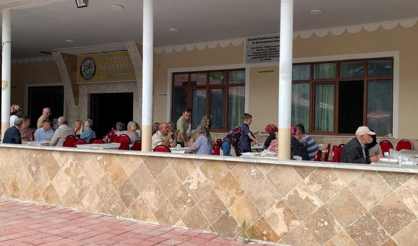 40 gün önce oğlunu kaybeden Safiye Soyman, mevlit okuttu! Sözleriyle herkesi duygulandırdı 40 gün önce oğlunu kaybeden Safiye Soyman, mevlit okuttu! Sözleriyle herkesi duygulandırdı - 3. Resim