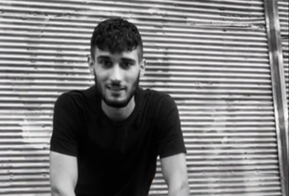 Adana' Yüreğir'de sokakta sohbet eden gençlere EYP ile saldırı - 2. Resim