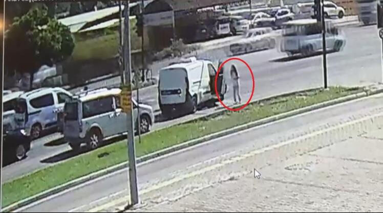 Bursa'daki nişanlı dehşetinde acı gelişme: Elif'in iki bacağı da kesildi... Bursa'daki nişanlı dehşetinde acı gelişme: Elif'in iki bacağı da kesildi... - 2. Resim