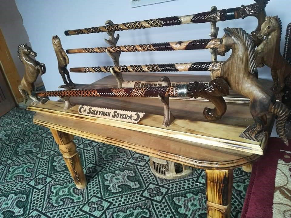 Cumhurbaşkanı'ndan Bahçeli'ye pek çok devlet büyüğünde onun bastonları var - 4. Resim