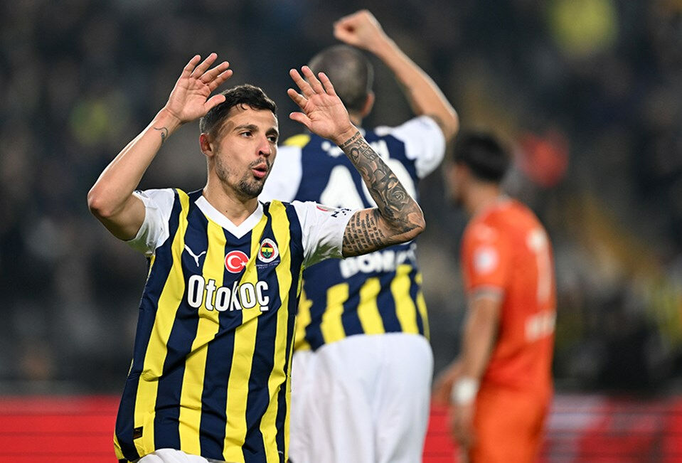 Fenerbahçe Jose Mourinho'nun gönderdiği 3 futbolcudan 13 milyon euro zarar etti Fenerbahçe Jose Mourinho'nun gönderdiği 3 futbolcudan 13 milyon euro zarar etti - 6. Resim