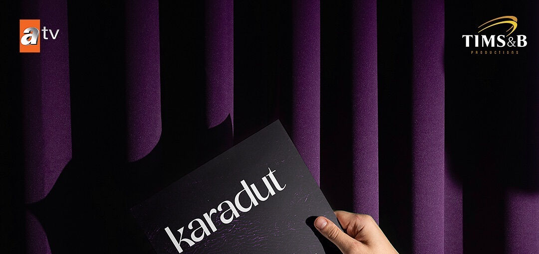 İrem Helvacıoğlu ve Şükrü Özyıldız'lı 'Karadut' dizisinden afiş! Görenler ikiliyi çok yakıştırdı - 3. Resim