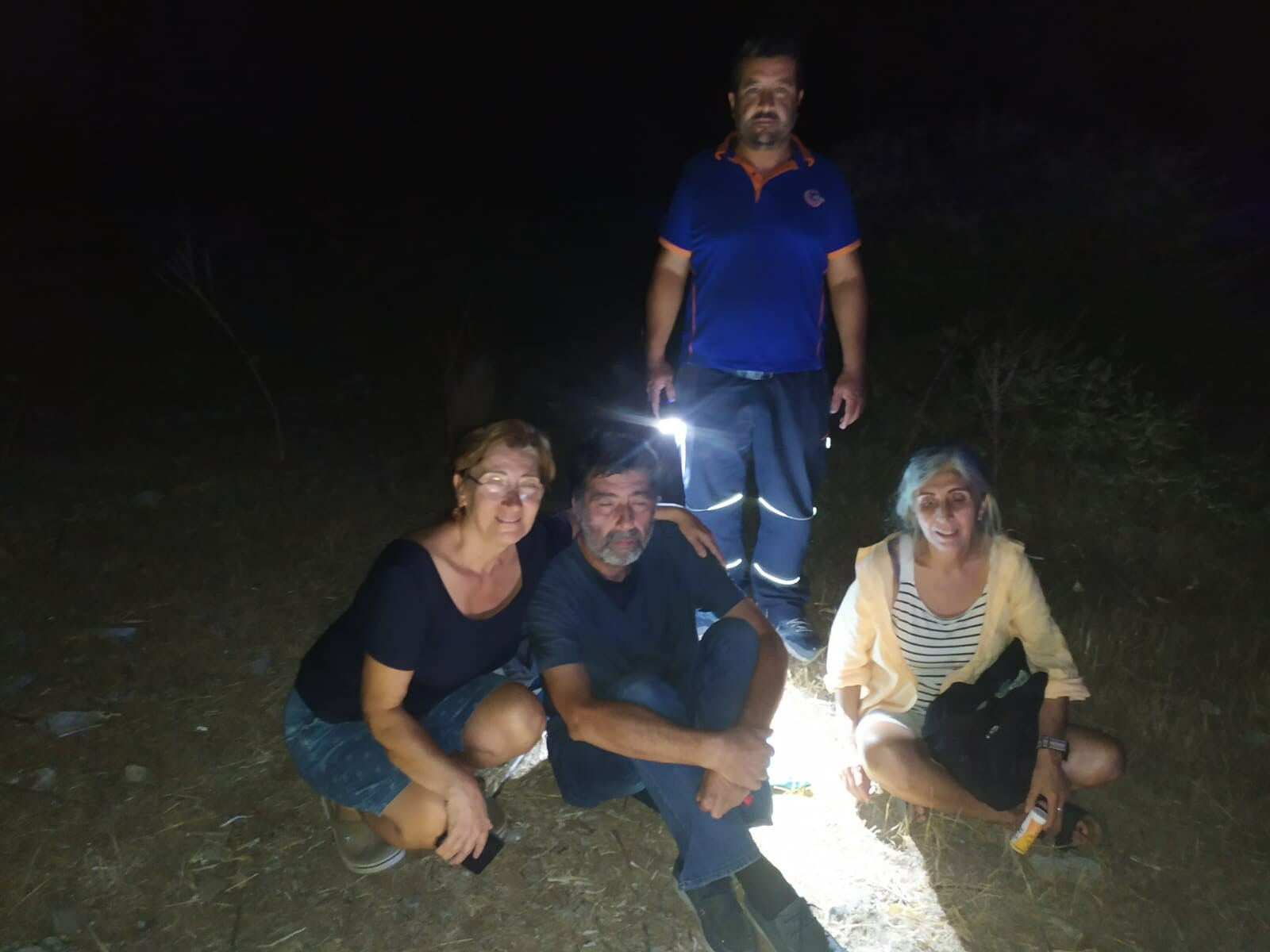 Kayıp vatandaş saatlerdir aranıyordu! Dağlık arazide sağ salim bulundu - 2. Resim