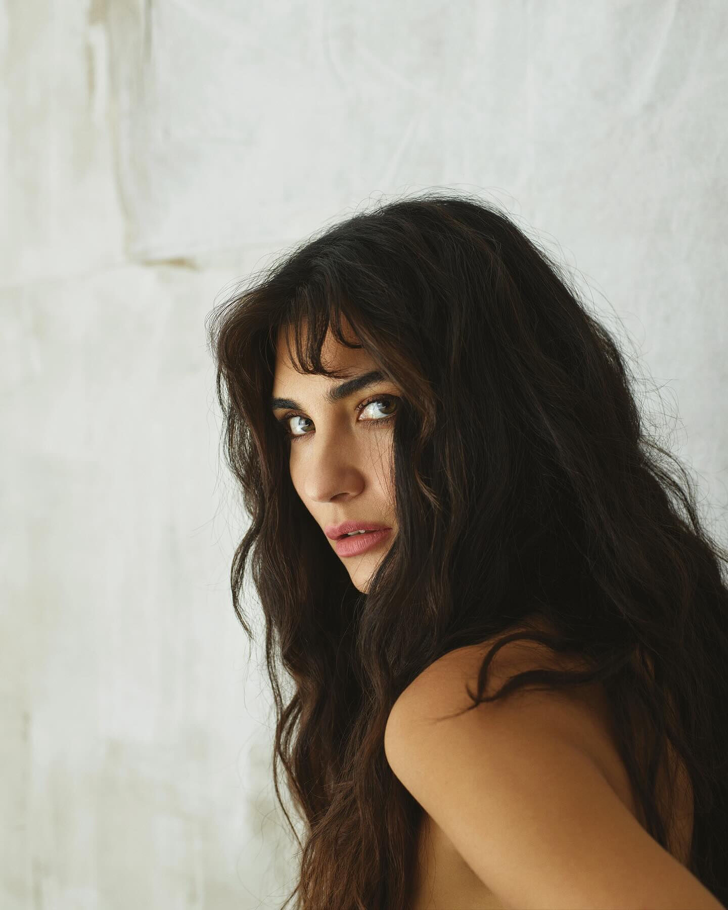 Tuba Büyüküstün ve Akın Akınözü aynı projede buluştu! - 2. Resim