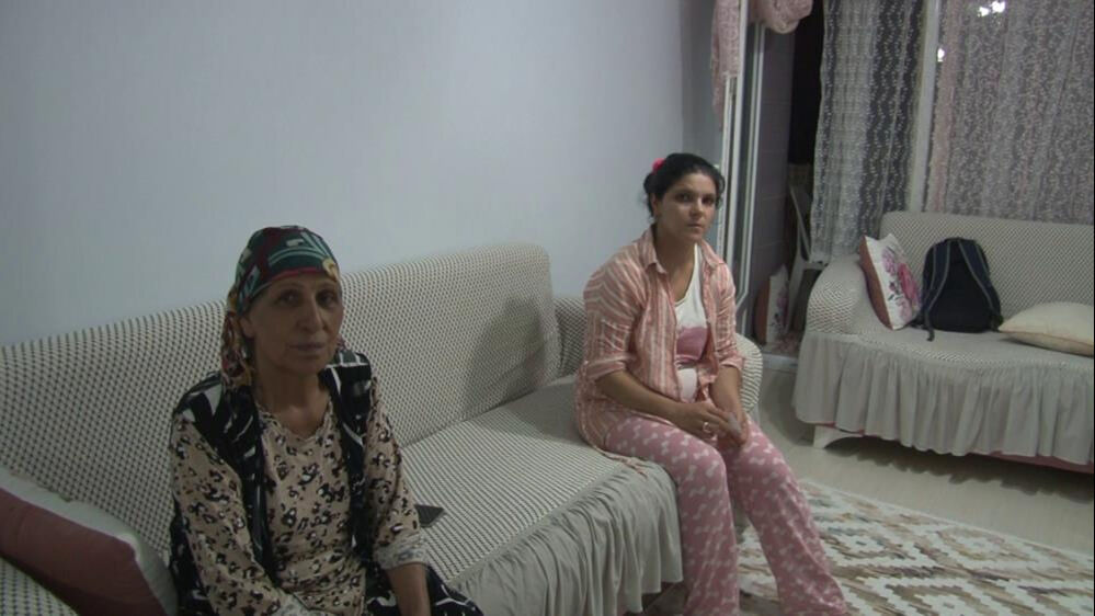 16 yaşındaki Ayça Karahanoğlu'nden 7 gündür haber yok! Annesine gitmek için evden çıktı... - 2. Resim