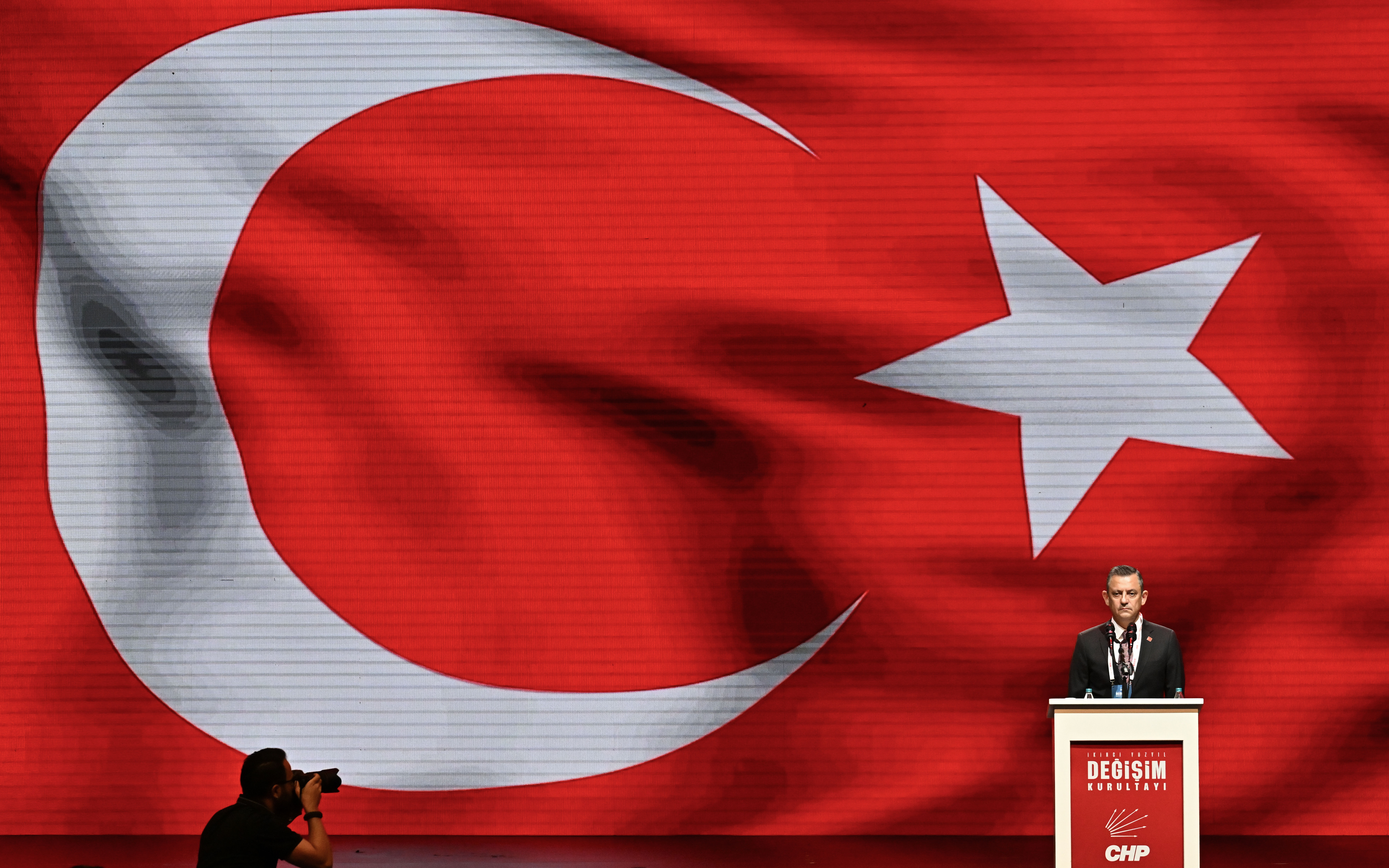 CHP'de tüzük değişikliği! 28 maddelik taslak kabul edildi CHP'de tüzük değişikliği! 28 maddelik taslak kabul edildi - 1. Resim