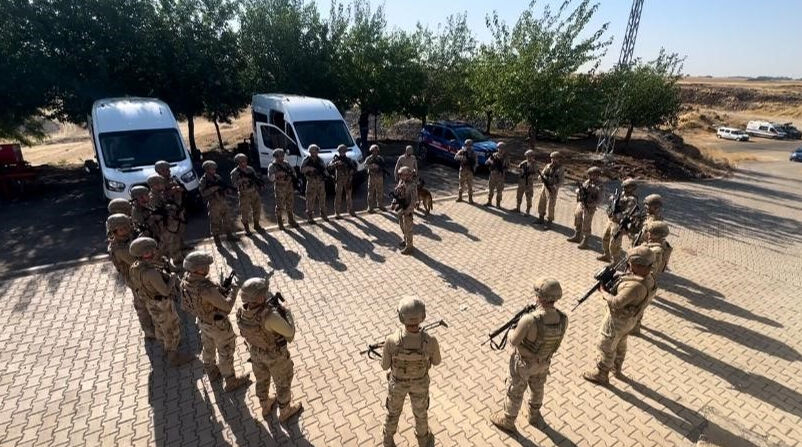 Narin Güran'la ilgili ihbar ekipleri harekete geçirdi! Eğitimli köpekler didik didik arıyor - 2. Resim