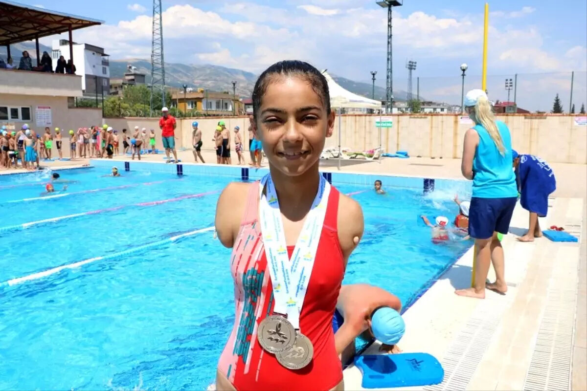 Para yüzücü Sevilay Öztürk kadınlar 50 metre kelebek S5 sınıfında bronz madalya kazandı - 6. Resim