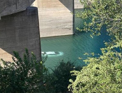 Tunceli'de korkunç kaza! 4 kişilik ailenin bulunduğu araç baraj gölüne daldı Tunceli'de korkunç kaza! 4 kişilik ailenin bulunduğu araç baraj gölüne daldı - 1. Resim