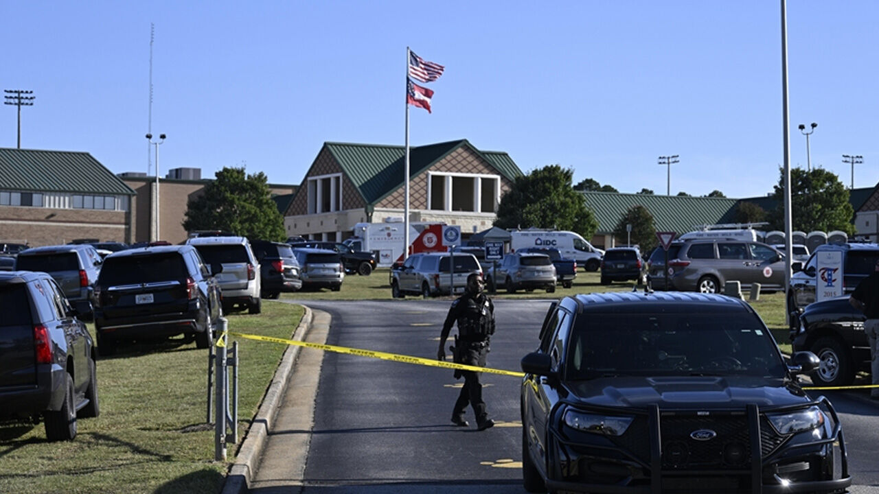 ABD'deki okul saldırısında yeni gelişme! 14 yaşındaki zanlının babası tutuklandı - 1. Resim
