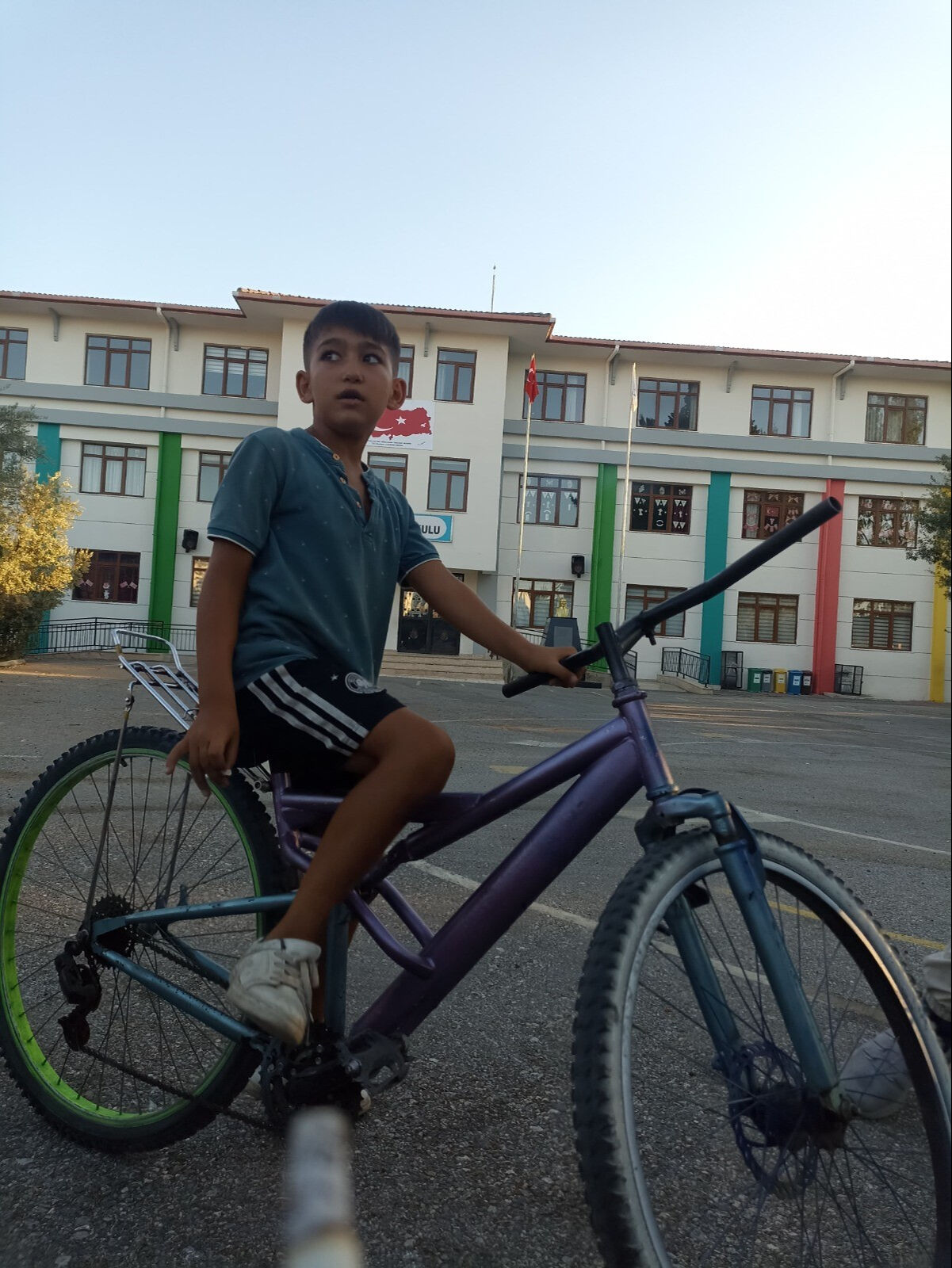 Av tüfeği ile oynarken 10 yaşındaki arkadaşını öldürdü Av tüfeği ile oynarken 10 yaşındaki arkadaşını öldürdü - 3. Resim