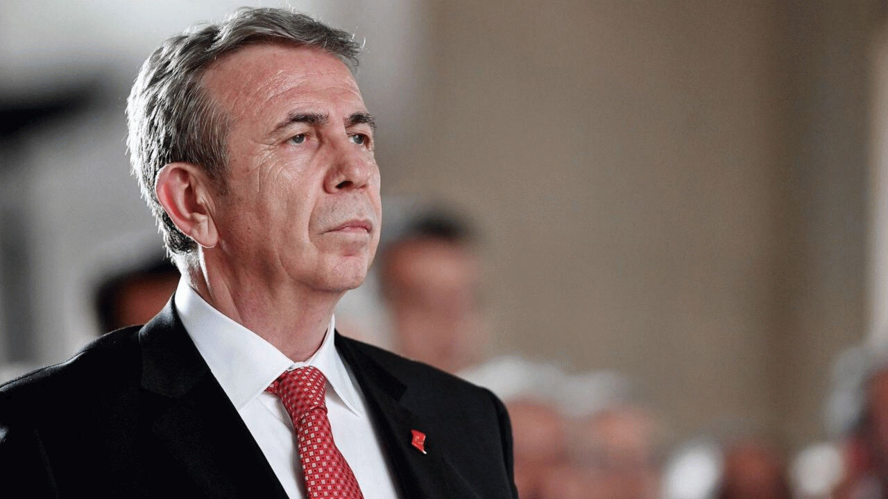 CHP Kurultay'ında gergin anlar! Mansur Yavaş sitem etti, İmamoğlu hemen savunmaya geçti - 1. Resim