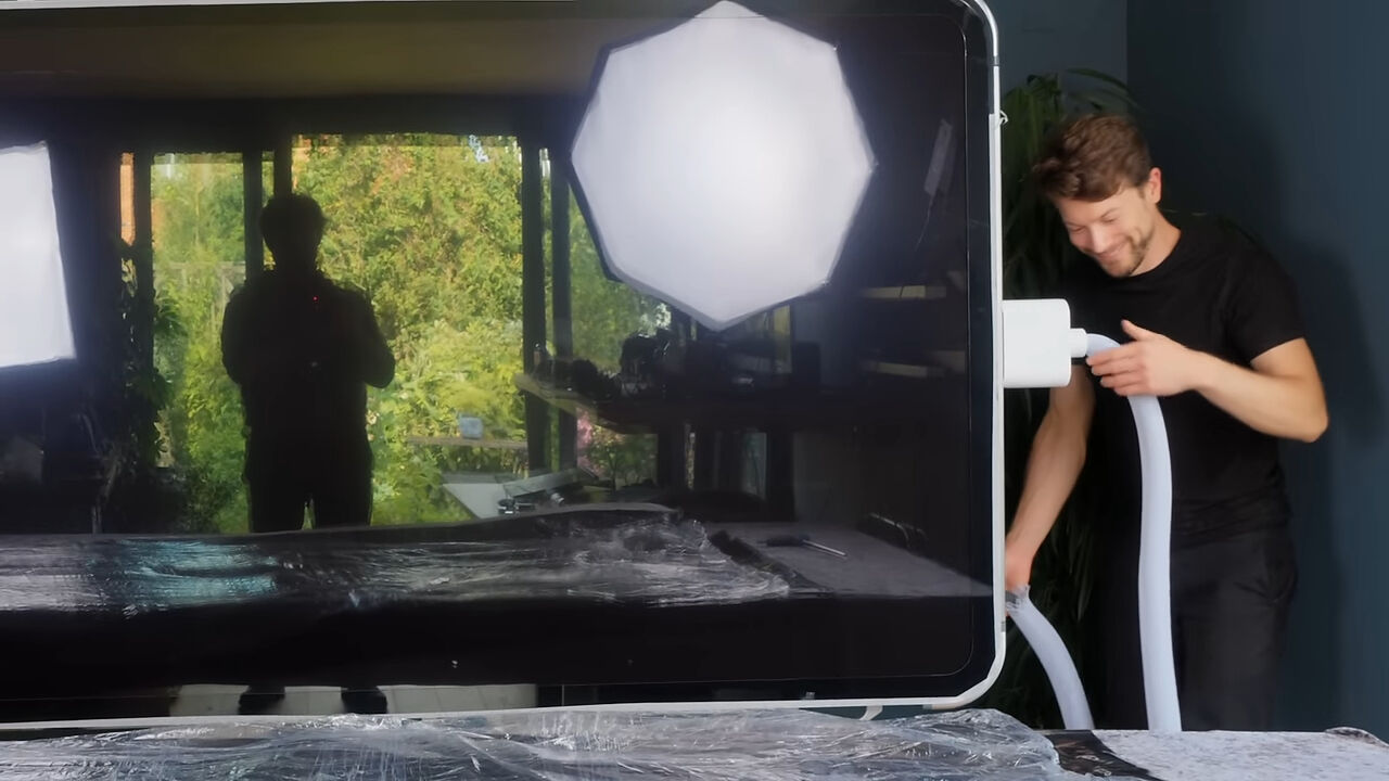 İki YouTuber, dünyanın en büyük iPhone'unu üretti! Cihaz çalışıyor... - 8. Resim