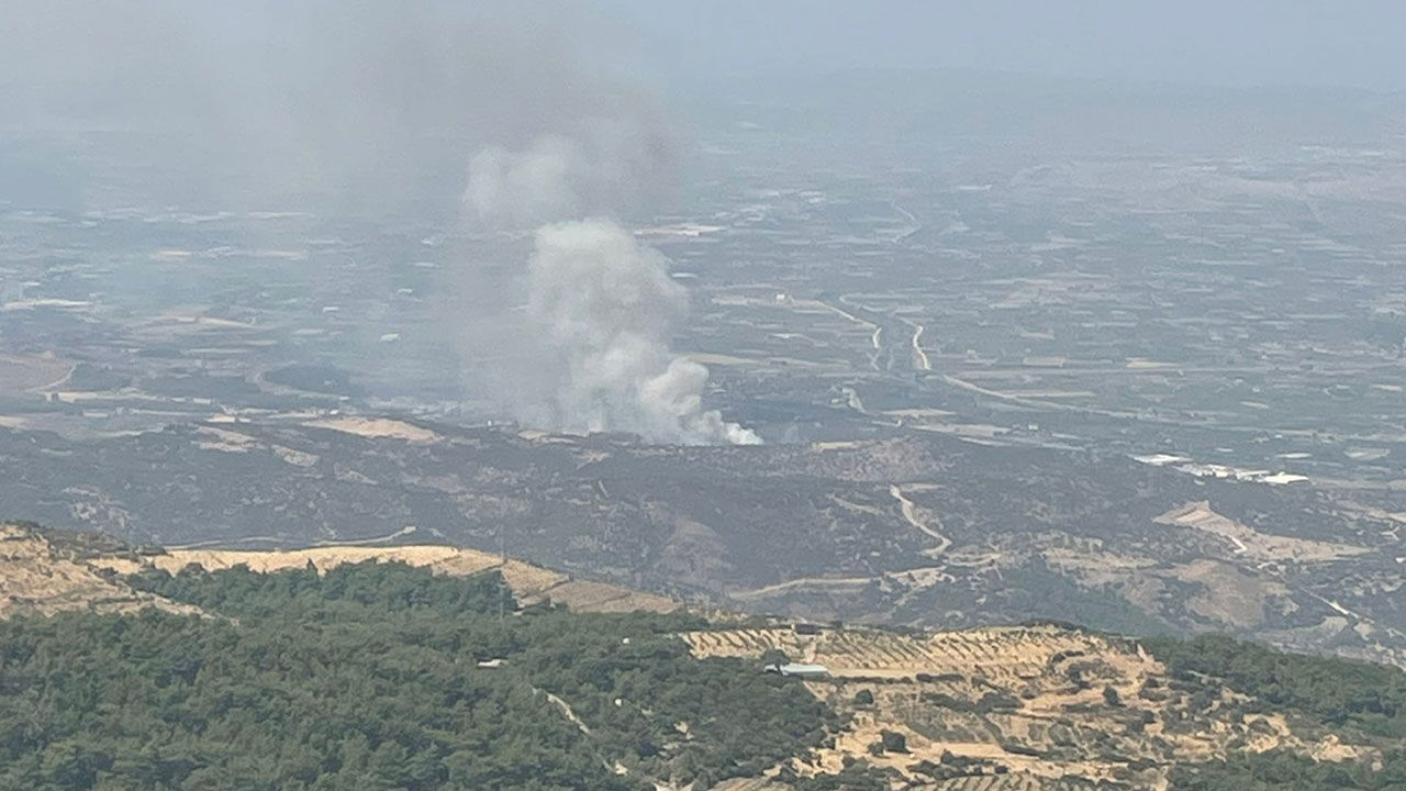 Muğla, Antalya ve İzmir'den peş peşe yangın haberi! Ekipler alevlere müdahale ediyor Muğla, Antalya ve İzmir'den peş peşe yangın haberi! Ekipler alevlere müdahale ediyor - 3. Resim