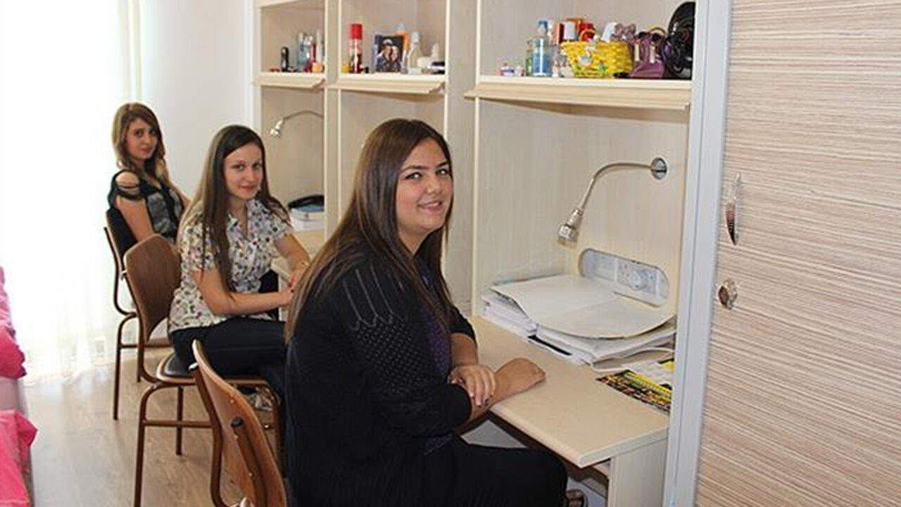 Özel yurt fiyatları kiralarla yarışıyor! 80 bin TL'yi görenler var Özel yurt fiyatları kiralarla yarışıyor! 80 bin TL'yi görenler var - 2. Resim