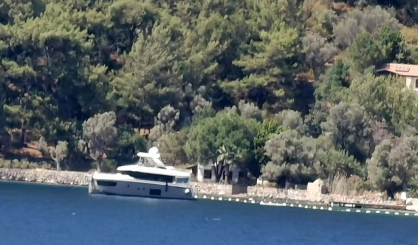 Şahan Gökbakar kaçak villada oturuyormuş! Bakanlık harekete geçti, yıkım kararı çıktı Şahan Gökbakar kaçak villada oturuyormuş! Bakanlık harekete geçti, yıkım kararı çıktı - 2. Resim