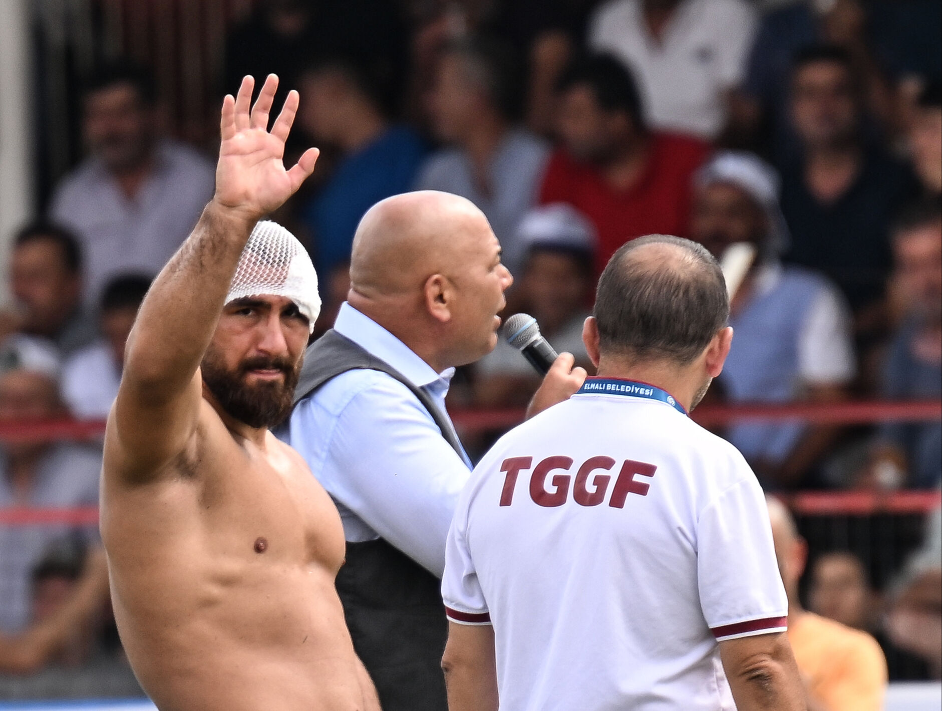 Sakatlık başpehlivanı eledi! 672'nci Tarihi Elmalı Yağlı Güreşleri son düzlükte Sakatlık başpehlivanı eledi! 672'nci Tarihi Elmalı Yağlı Güreşleri son düzlükte - 1. Resim