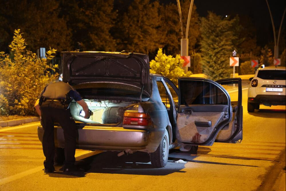 Elazığ'da kan donduran olay! Polisin çevirdiği arabadan ceset çıktı - 1. Resim