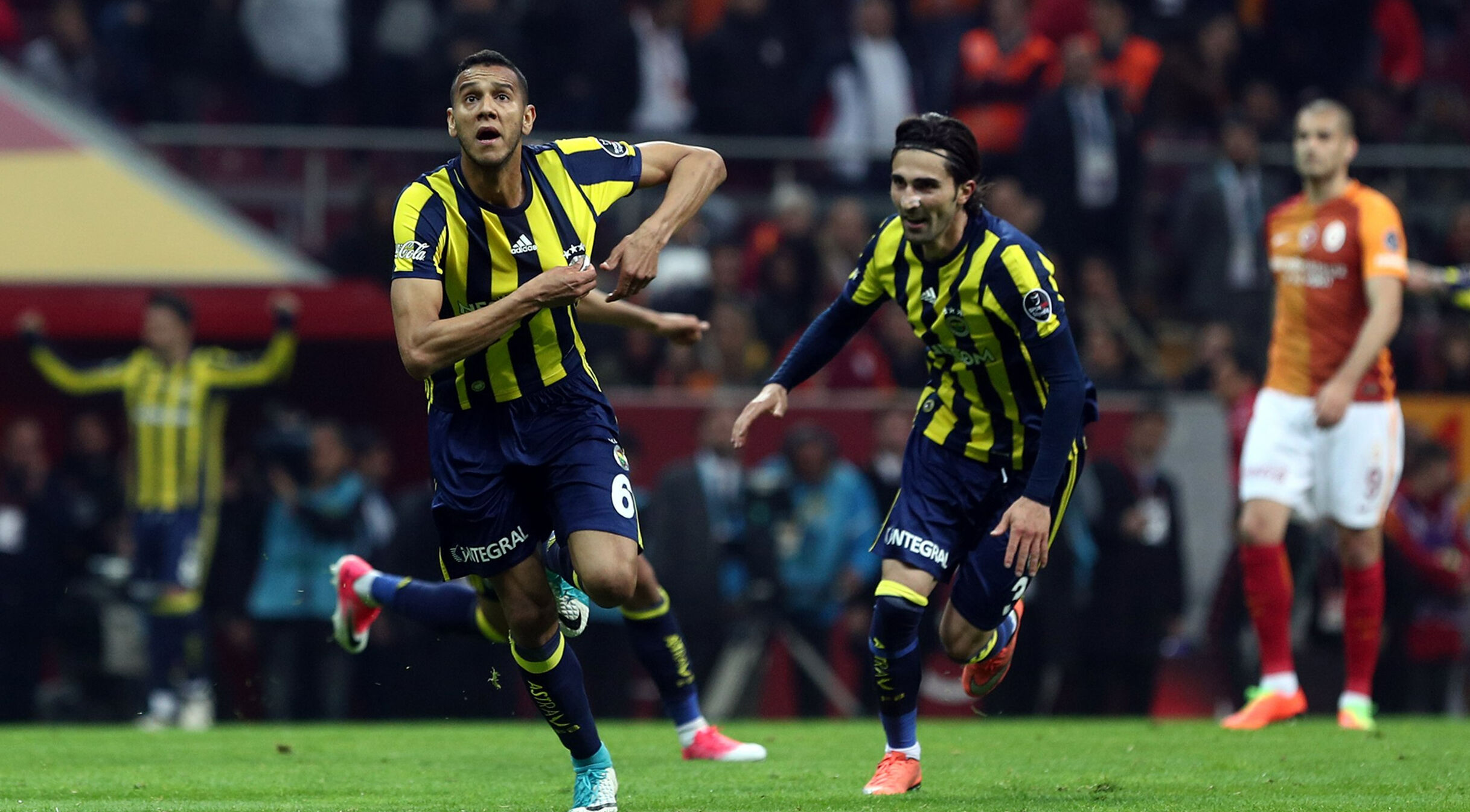 F.Bahçe ve Beşiktaş'ın eski yıldızı Josef de Souza'ya büyük şok! Brezilya'da silahlı saldırı... - 3. Resim