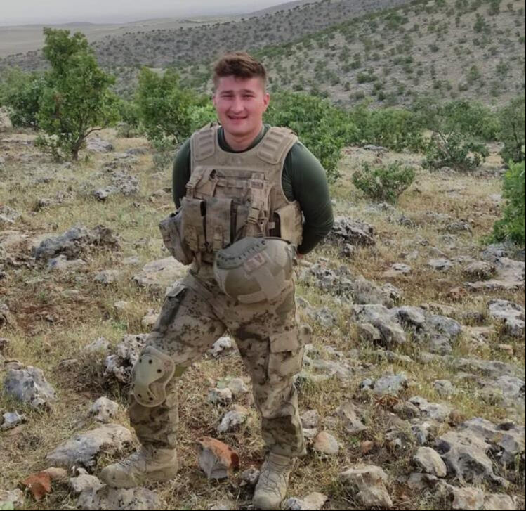 Hem şehit hem de baba oldu! Acı haberi alan hamile eş fenalaşınca doğum yaptı... - 8. Resim